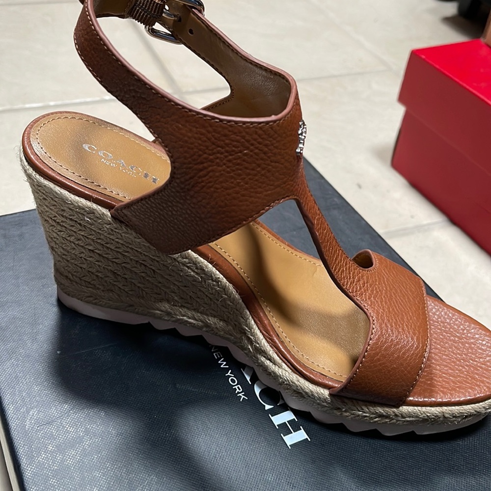 Coach Leanne Pebble Grain Leather Saddle Sandal
